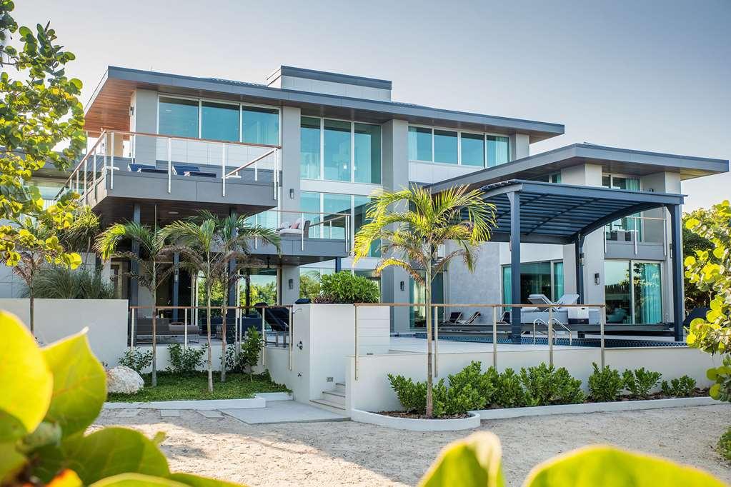 Naia Resort And Spa Seine Bight Village Exterior photo